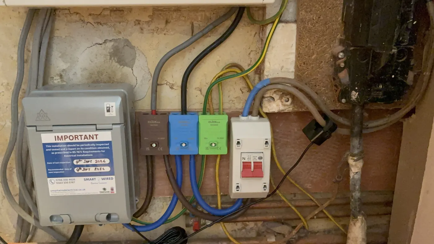 EV charger isolator and connection blocks with SmartWired inspection label